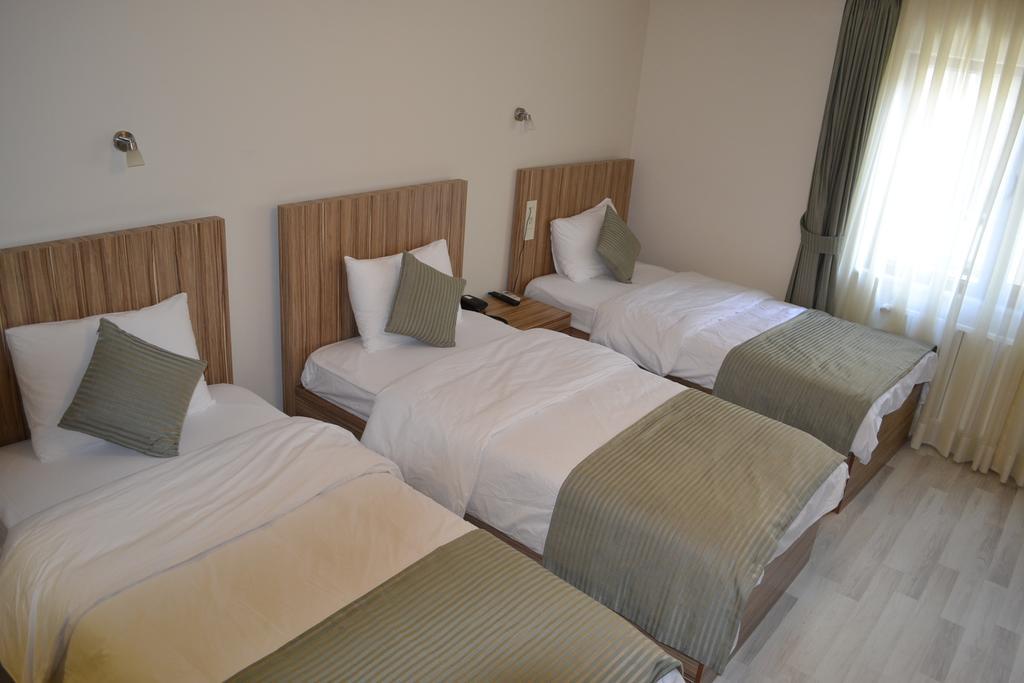 Berlin Hotel Nisantasi Istanbul Exterior photo
